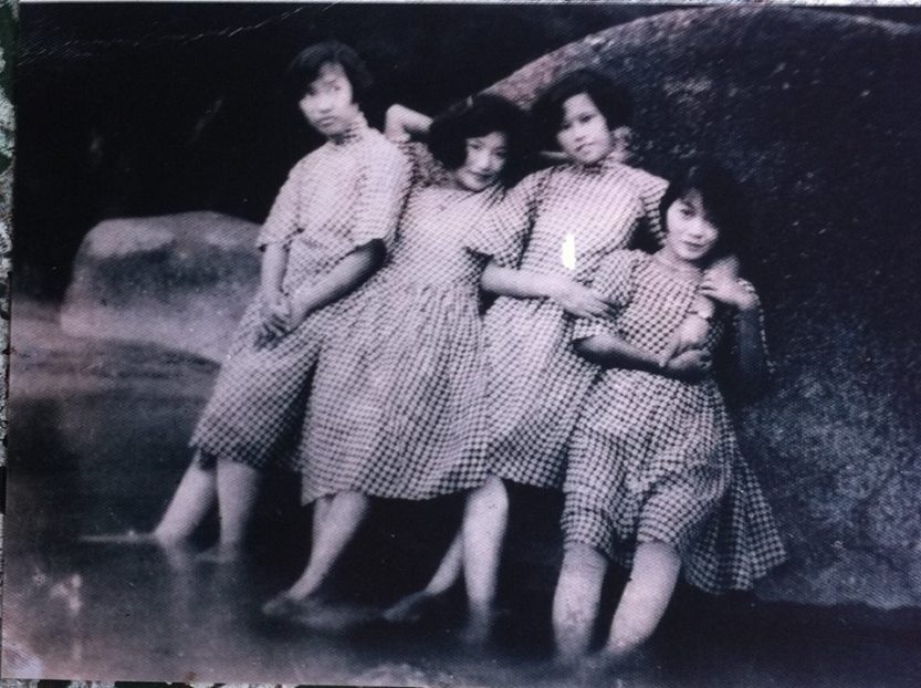 Rose and her sisters